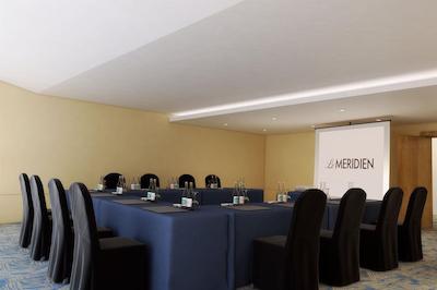 له مریدین نایس