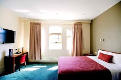 آیبیس استایلس ملبورن، د ویکتوریا هتل