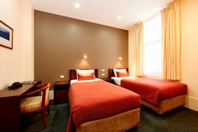 آیبیس استایلس ملبورن، د ویکتوریا هتل