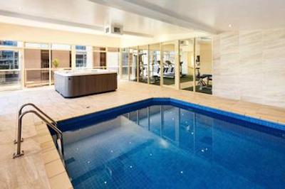 آیبیس استایلس ملبورن، د ویکتوریا هتل