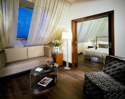 رادیسون بلو الکرون