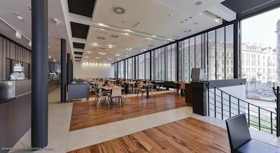 پارکهتل پراها