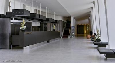 پارکهتل پراها