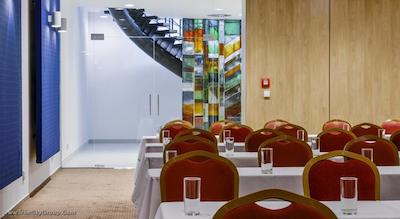 پارکهتل پراها