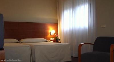 هتل سیلکن تور گاردن