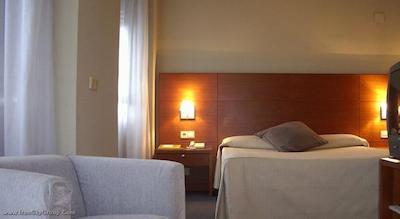 هتل سیلکن تور گاردن