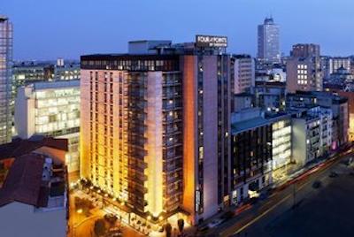 فور پوینتس بای شرایتون میلان سنتر