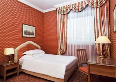 فور پوینتس بای شرایتون میلان سنتر