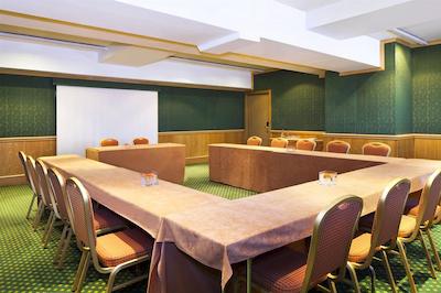 فور پوینتس بای شرایتون میلان سنتر