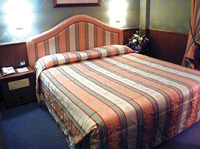 فور پوینتس بای شرایتون میلان سنتر