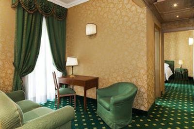 فور پوینتس بای شرایتون میلان سنتر