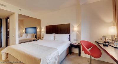 رامادا پلازا بخارست کنونشن سنتر