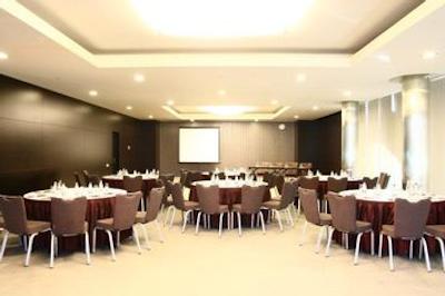 رامادا پلازا بخارست کنونشن سنتر