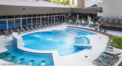 رامادا پلازا بخارست کنونشن سنتر