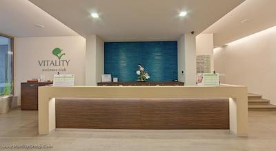 رامادا پلازا بخارست کنونشن سنتر