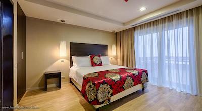 رامادا پلازا بخارست کنونشن سنتر