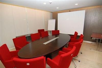 رامادا پلازا بخارست کنونشن سنتر