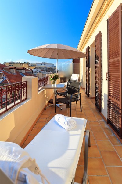 بست وسترن پلاس هتل ماسنا نایس