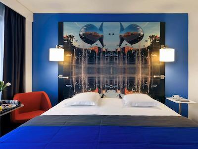 مرکور سنتر نوتردام