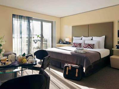 مرکور سنتر نوتردام