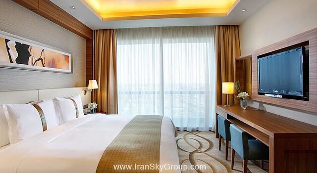 هالیدی این شانگهای پودنگ کنگکیاو