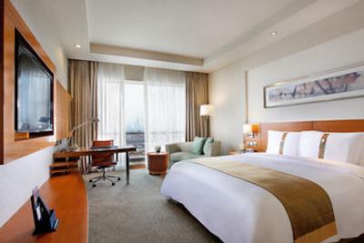 هالیدی این شانگهای پودنگ کنگکیاو