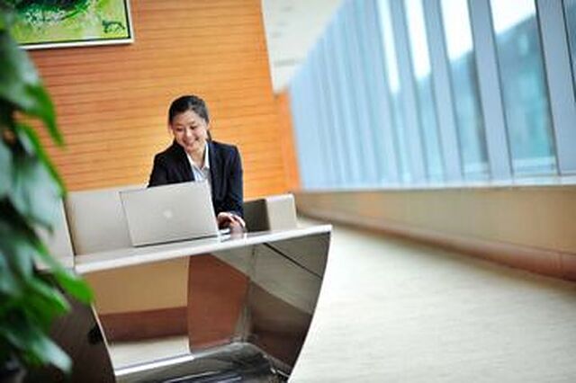 هالیدی این شانگهای پودنگ کنگکیاو
