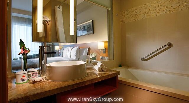 هالیدی این شانگهای پودنگ کنگکیاو