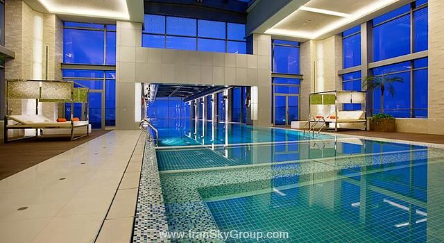 هالیدی این شانگهای پودنگ کنگکیاو