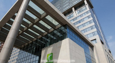 هاليدی اين شانگهای هونگ کياو وست
