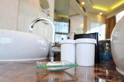 هاوارد جانسون کیدا پلازا