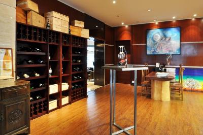 هاوارد جانسون کیدا پلازا