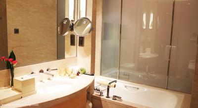 نیکو شانگهای