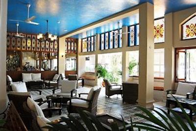 د هریتیج ویلیج کلاب