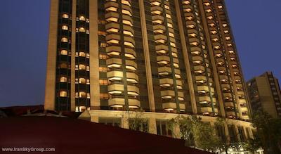 گرند مرکور شانگهای هنگ کیاو