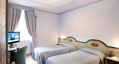 گرند هتل پوچینی