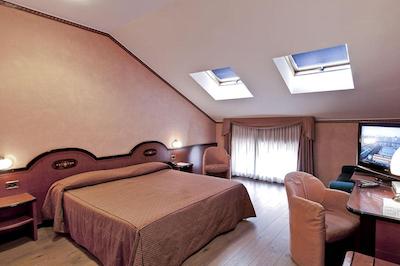 گرند هتل پوچینی