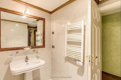 گرند هتل پوچینی