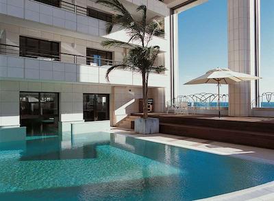 حیات ریجنسی نیس پالاس دی لا مدیترانه