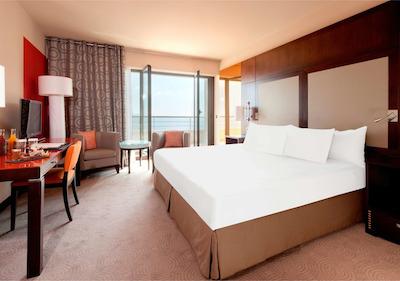 حیات ریجنسی نیس پالاس دی لا مدیترانه