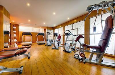 حیات ریجنسی نیس پالاس دی لا مدیترانه