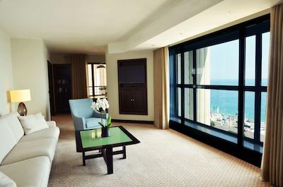 حیات ریجنسی نیس پالاس دی لا مدیترانه