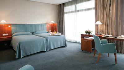 ان اچ کالکشن مادرید اوربیلدینگ