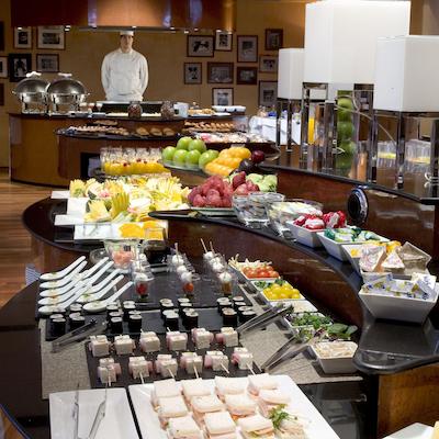 ان اچ کالکشن مادرید اوربیلدینگ