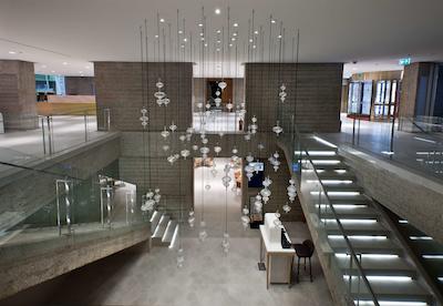 ان اچ کالکشن مادرید اوربیلدینگ