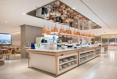 ان اچ کالکشن مادرید اوربیلدینگ