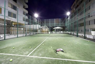 ان اچ کالکشن مادرید اوربیلدینگ