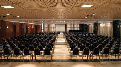 ان اچ کالکشن مادرید اوربیلدینگ