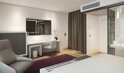 ان اچ کالکشن مادرید اوربیلدینگ