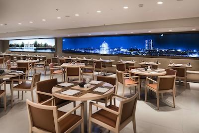 ان اچ کالکشن مادرید اوربیلدینگ